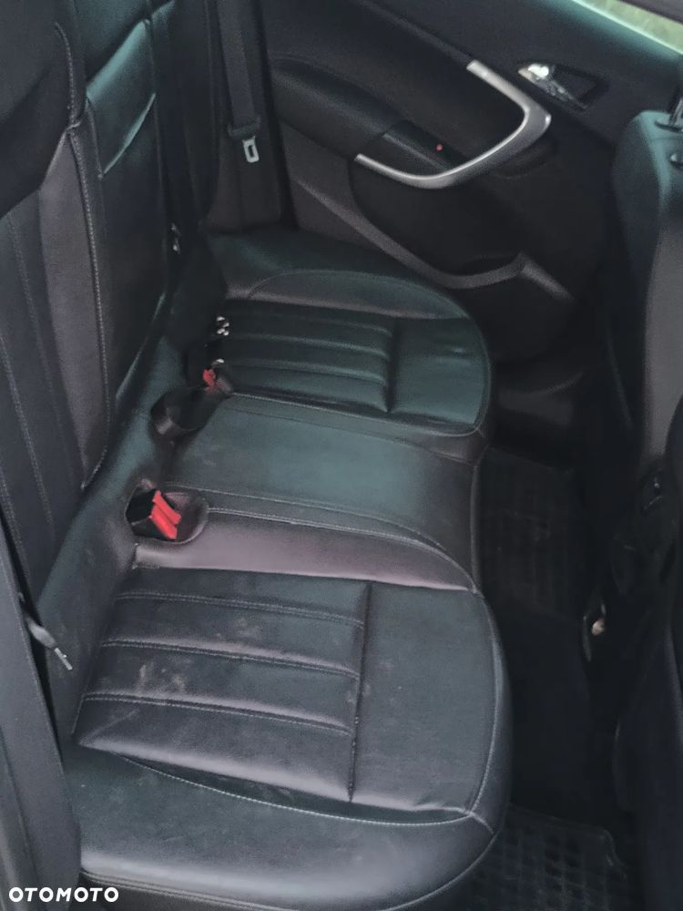 Opel Insignia 2.0 CDTI Sport 4x4 - 19