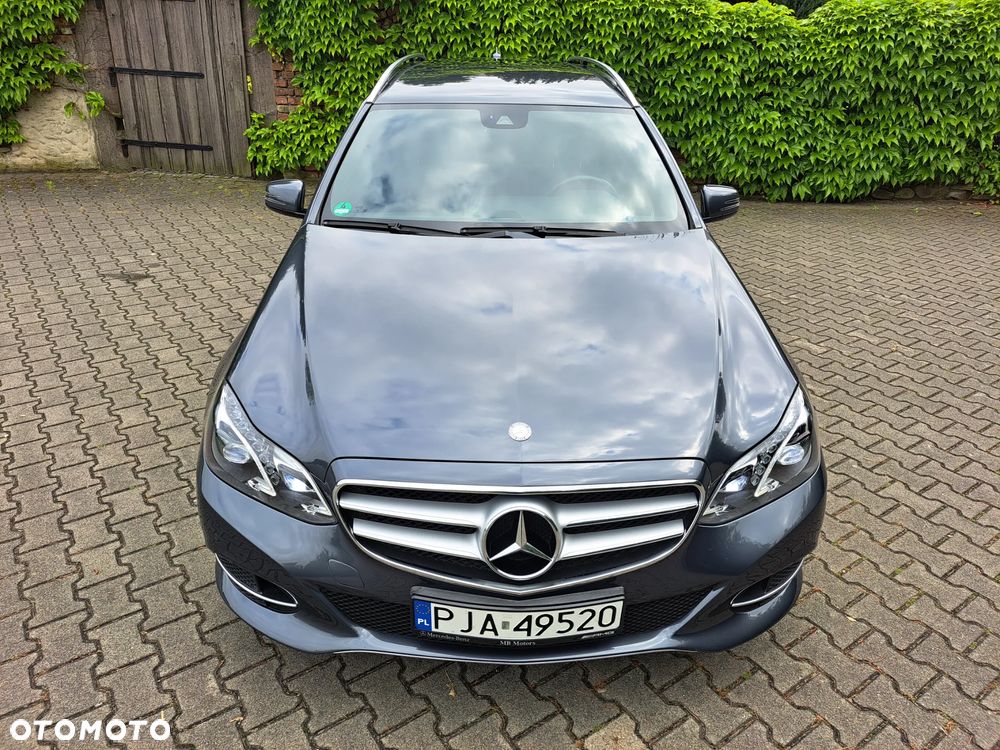 Mercedes-Benz Klasa E - 17