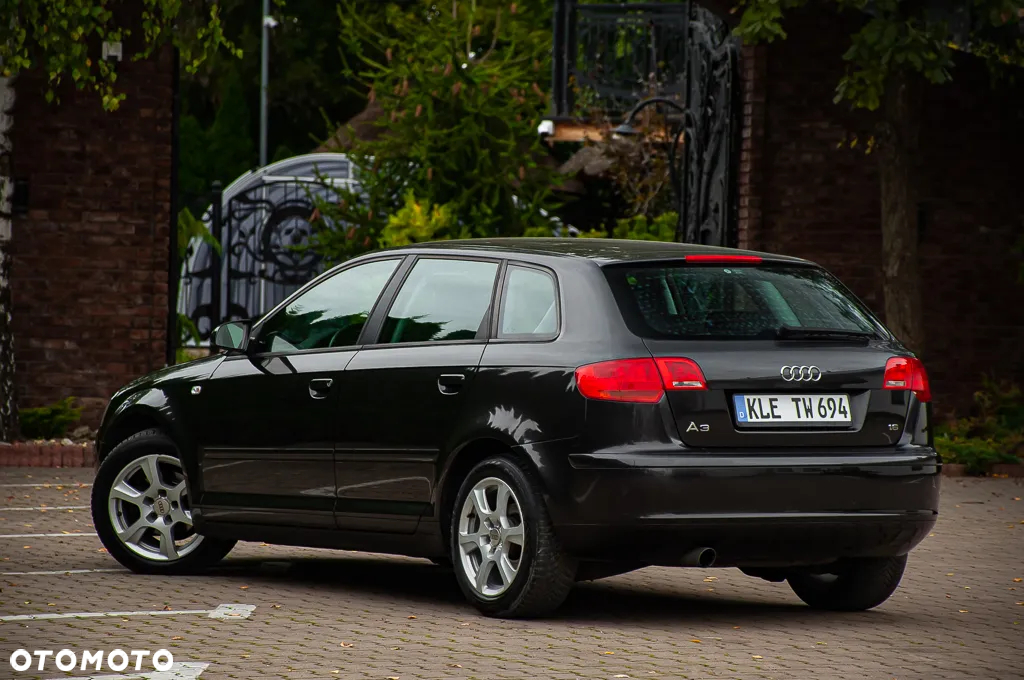 Audi A3 1.6 Ambiente - 15