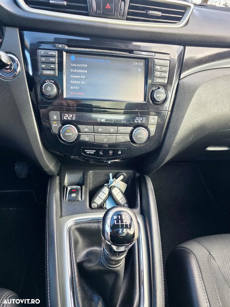 Nissan Qashqai 1.5 DCI Start/Stop Tekna - 29