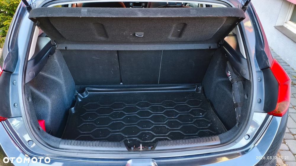 Kia Ceed 1.6 GDI Spirit - 4