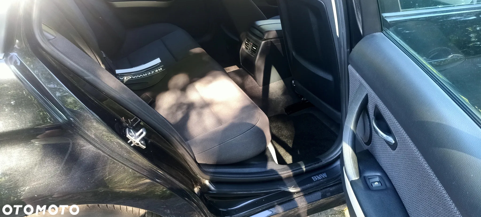 BMW Seria 3 318i Touring Edition Exclusive - 9