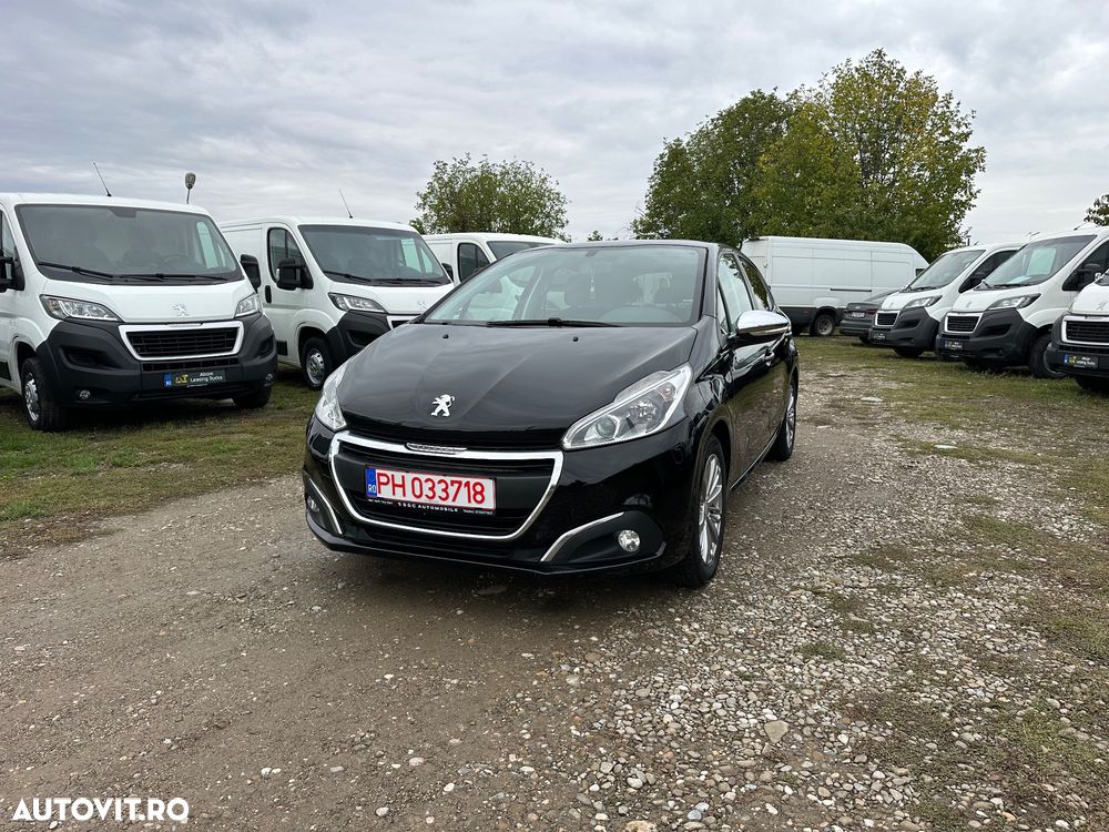 Peugeot 208 1.2 L PureTech Style - 12