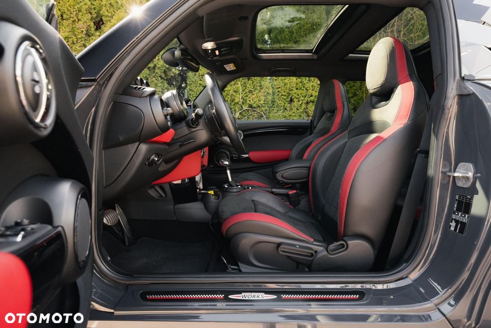 MINI John Cooper Works - 14