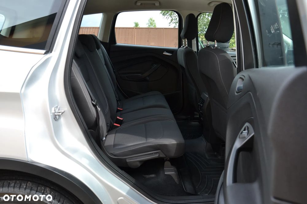 Ford Kuga 2.0 TDCi 4WD Titanium - 32