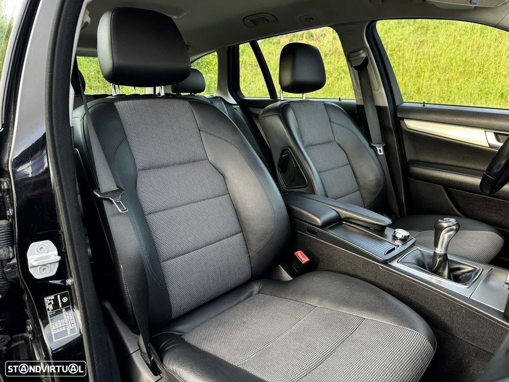Mercedes-Benz C 250 CDi Avantgarde BlueEfficiency - 23