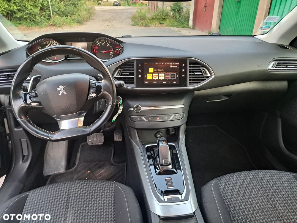 Peugeot 308 SW 1.5 BlueHDi Active Pack Business S&S EAT8 - 15