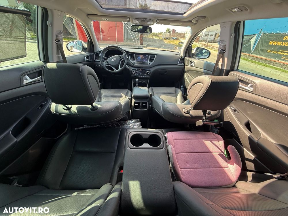 Hyundai Tucson 2.0 CRDI 4WD 6AT Luxury Pack+ - 11