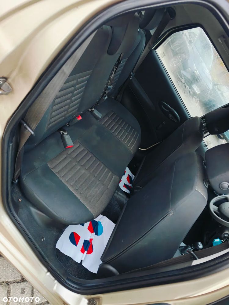 Fiat Punto 1.2 8V Dynamic - 8