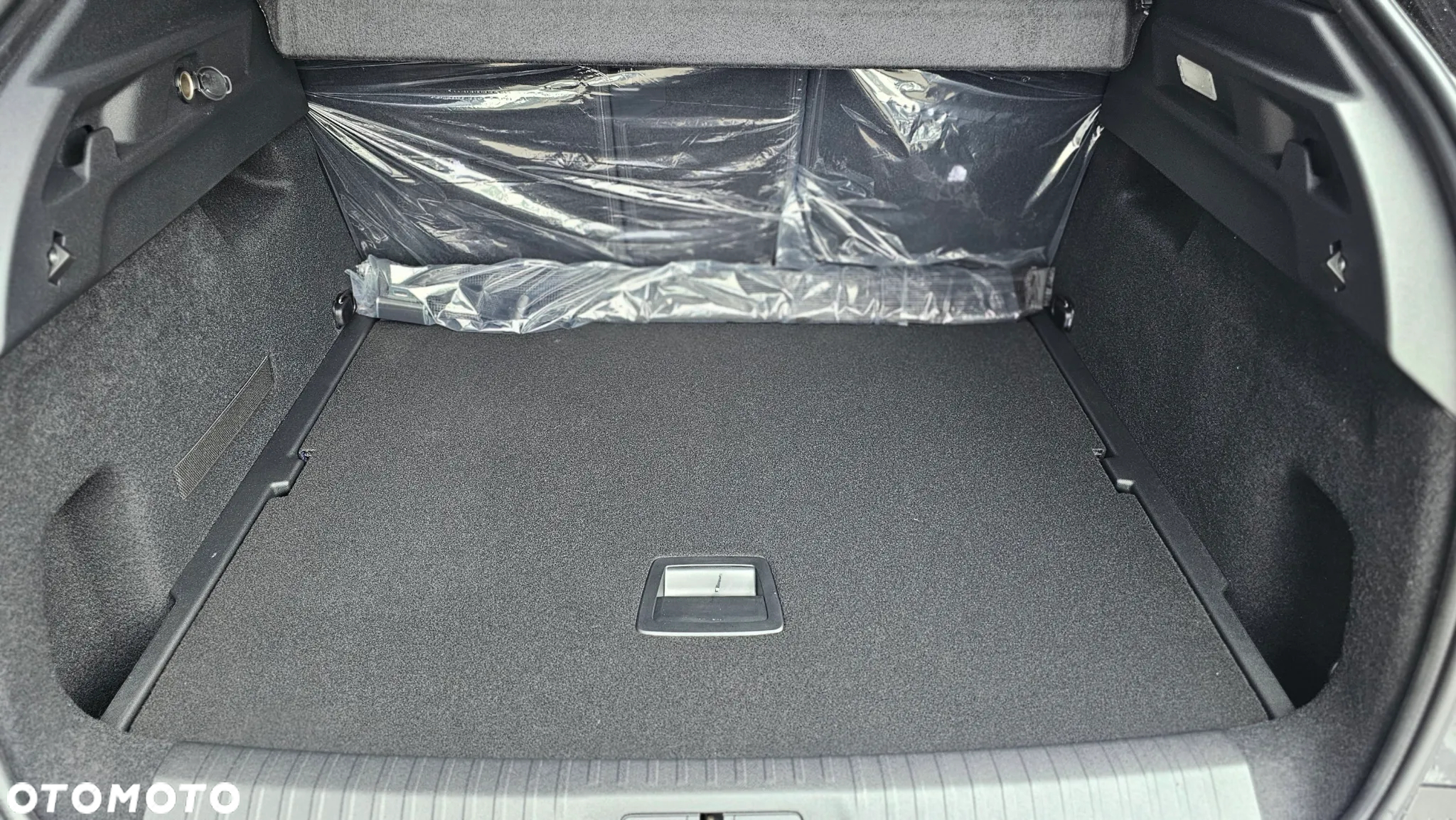 Peugeot 3008 1.2 PureTech mHEV GT e-DCS6 - 12