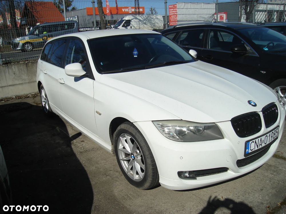 BMW Seria 3 318d DPF Edition Exclusive - 2