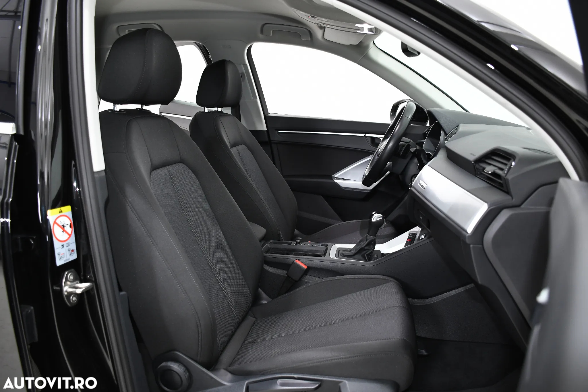 Audi Q3 2.0 40 TDI quattro S tronic Advanced - 12