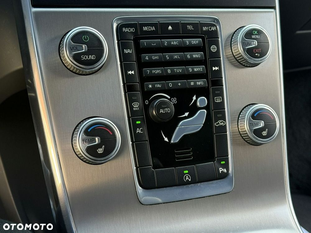Volvo V60 D4 Momentum - 7