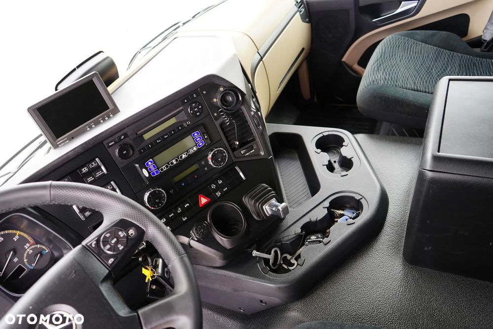 Mercedes-Benz ACTROS / 2540 / ACC / E 6 / CHŁODNIA + WINDA / 20 PALET / OŚ SKRĘTNA - 9