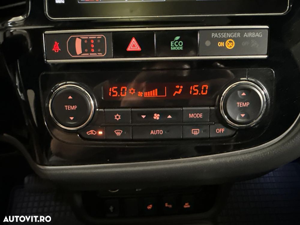 Mitsubishi Outlander - 20