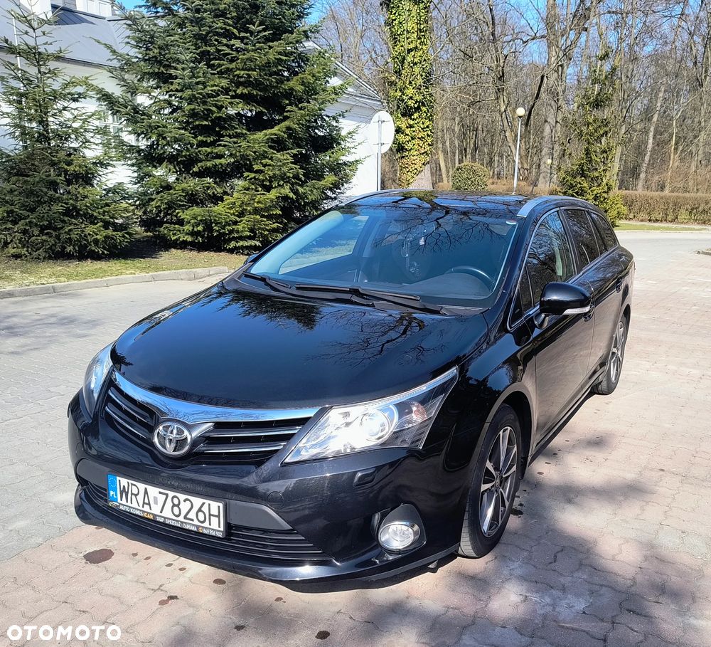Toyota Avensis 1.8 Executive - 2