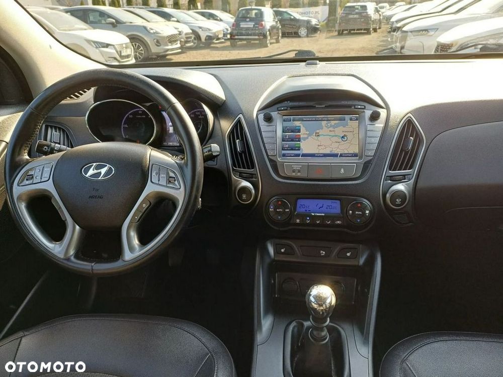 Hyundai ix35 1.7 CRDi Premium 2WD - 24