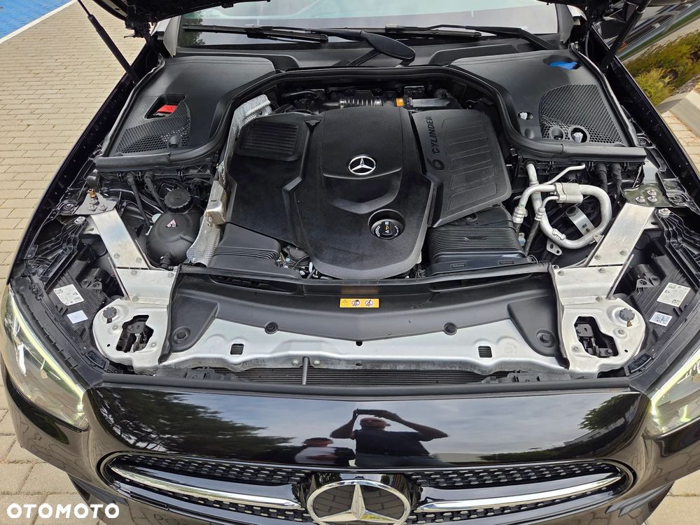 Mercedes-Benz Klasa E 400 d 4Matic 9G-TRONIC AMG Line - 37