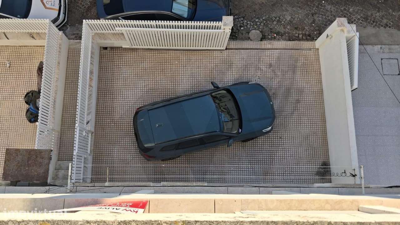 Apartamento T3 Remodelado | Estacionamento privativo | Centro da vila - Grande imagem: 3/26
