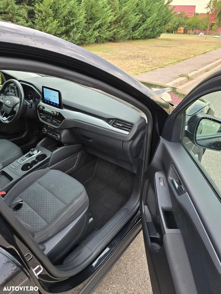 Ford Kuga 2.0 EcoBlue 4x4 Aut. TITANIUM - 22