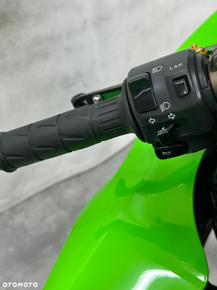 Kawasaki ZX - 12