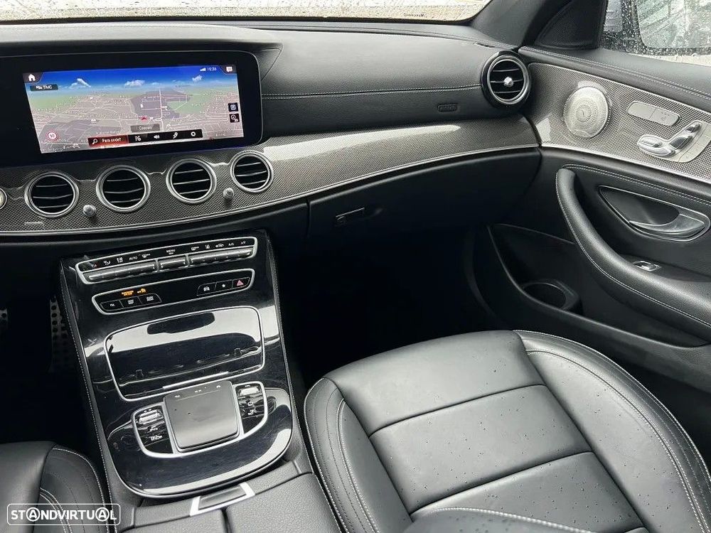 Mercedes-Benz E 300 de AMG Line - 21