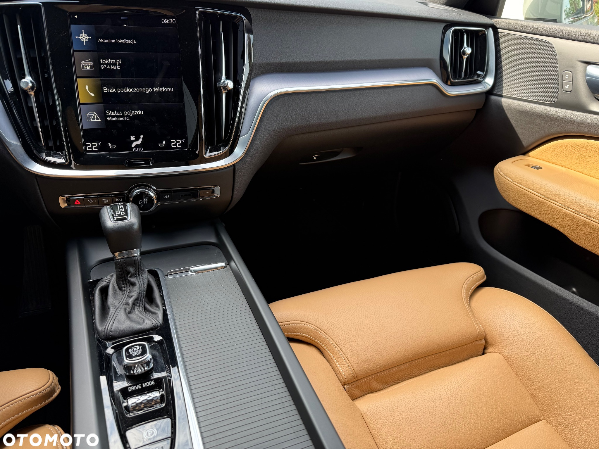 Volvo V60 Cross Country D4 AWD Geartronic Pro - 31