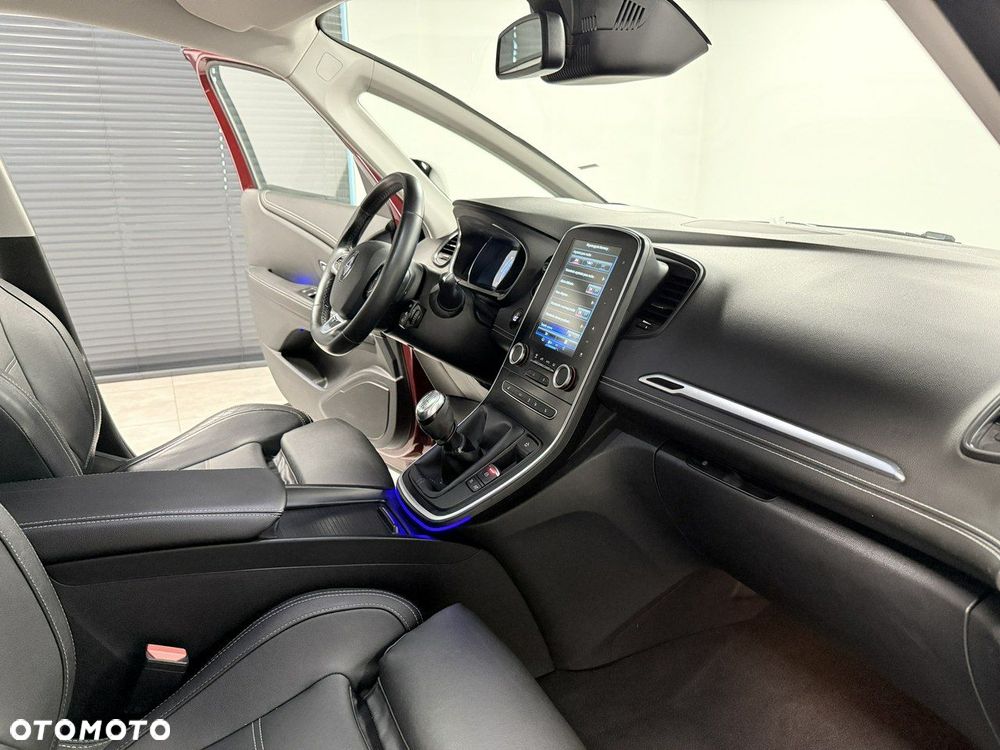 Renault Scenic - 22