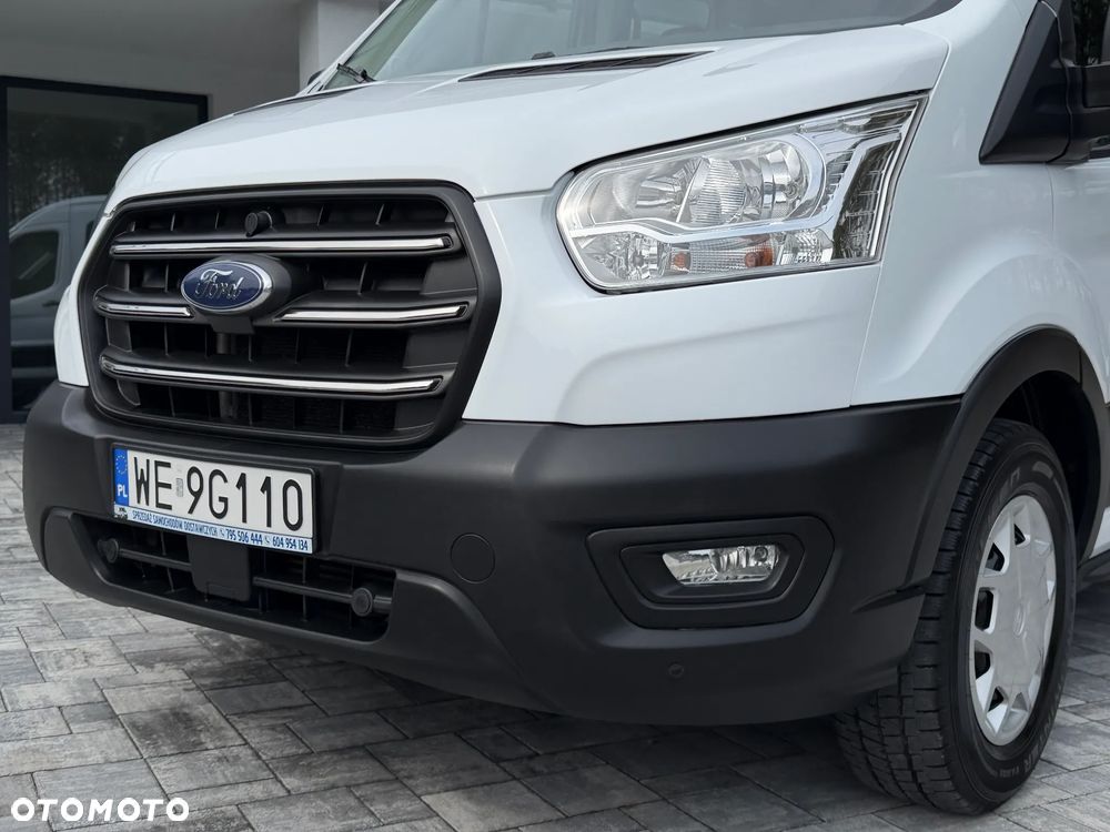 Ford Transit 4x4 AWD Brygadowy 6 osób / Salon PL / Bogate wyposażenie / HAK / Fabryczna zabudowa / Warsztat / Stan jak nowy! - 13