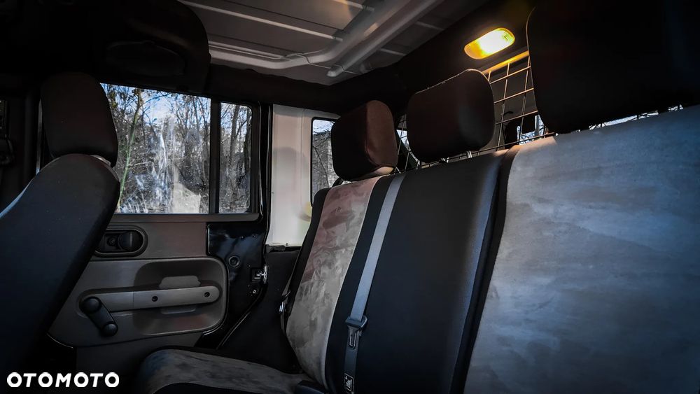 Jeep Wrangler - 21