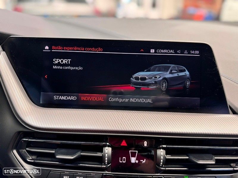 BMW 118 d Pack Desportivo M - 43