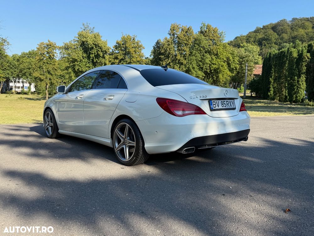 Mercedes-Benz CLA 220 CDI 7G-DCT AMG Line - 8