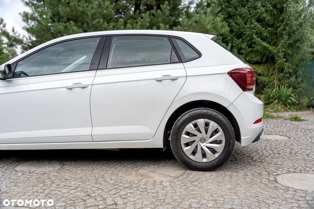 Volkswagen Polo 1.0 - 10