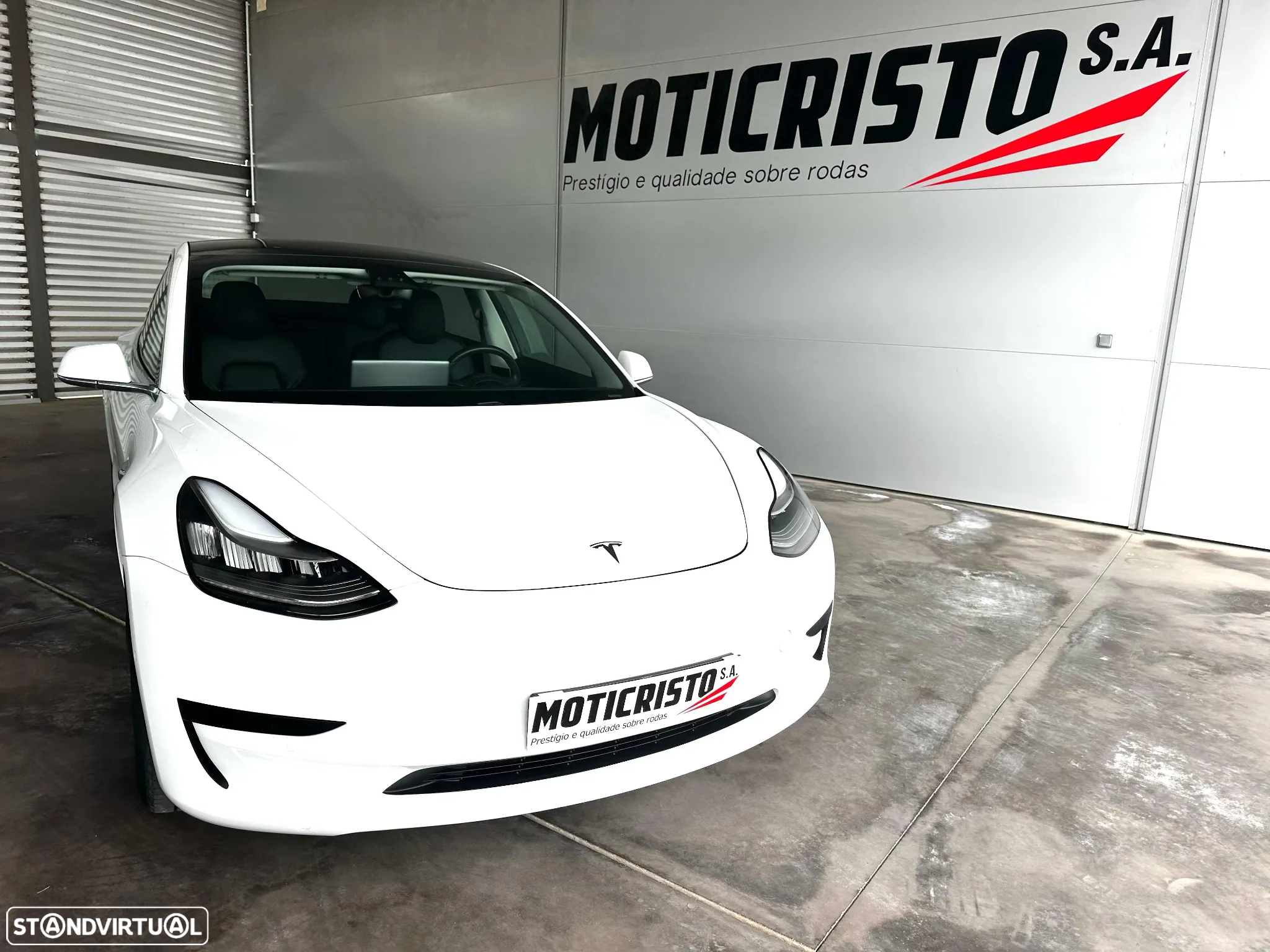 Tesla Model 3 Standard Range Plus RWD - 3