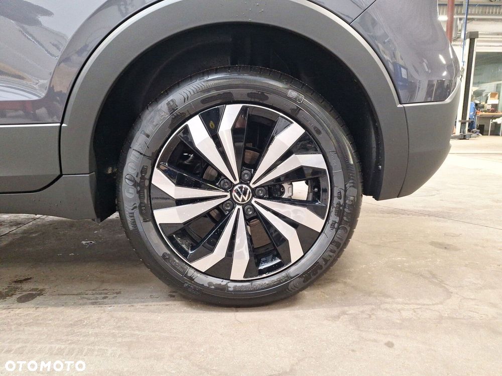 Volkswagen T-Cross - 18