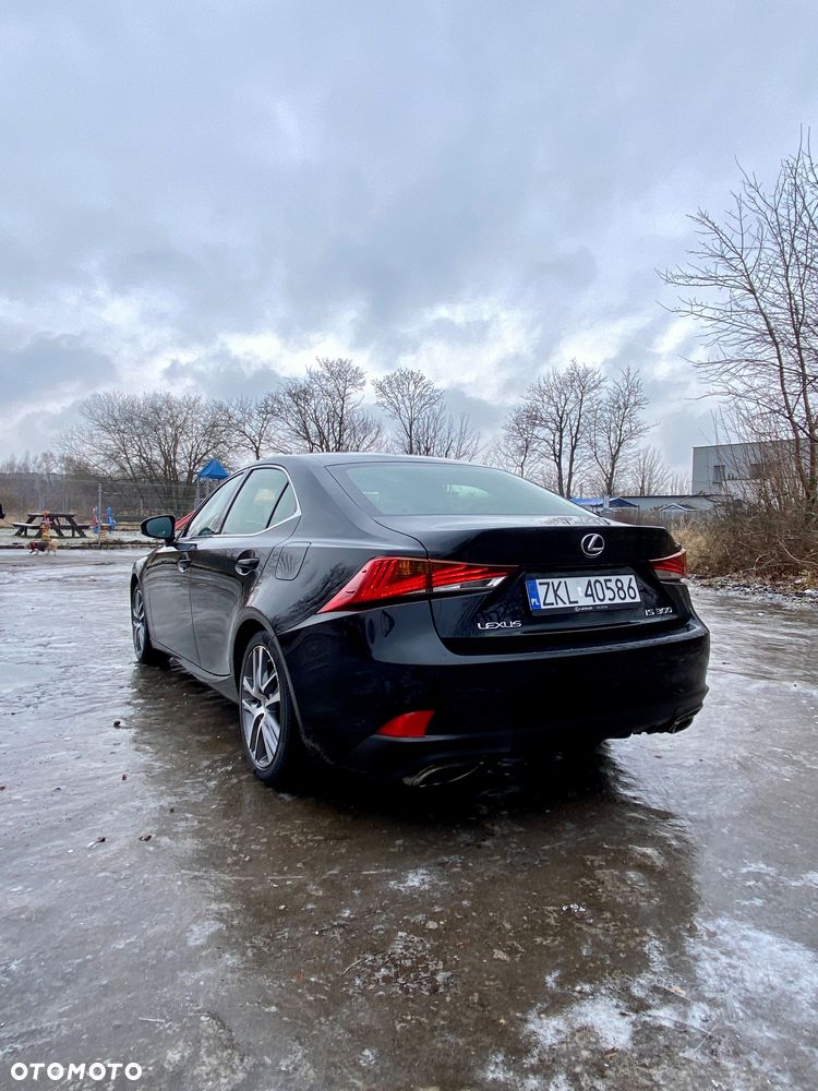 Lexus IS 200t / 300 Elegance - 4