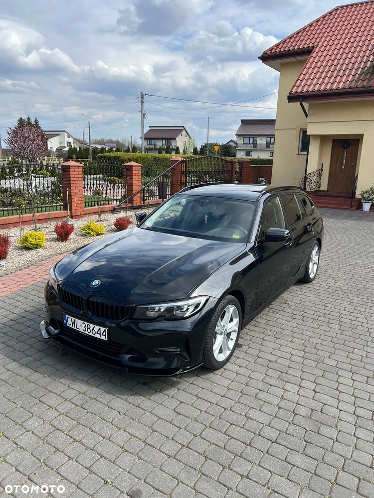 BMW Seria 3 320d Sport Line - 11