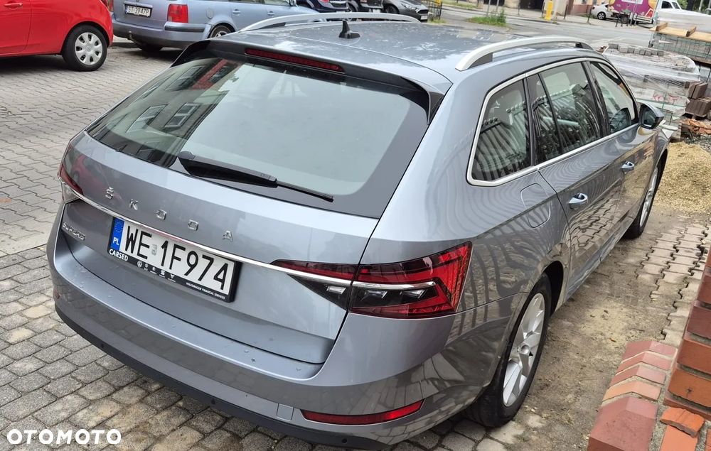 Skoda Superb 2.0 TDI Ambition DSG - 4