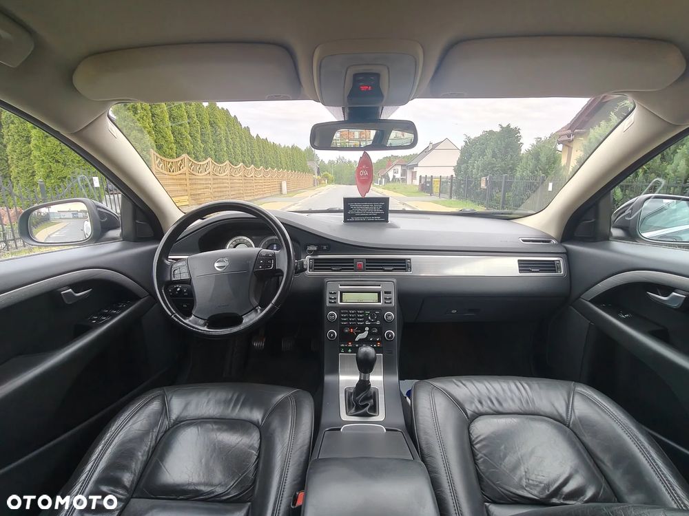 Volvo V70 2.0D Momentum - 26