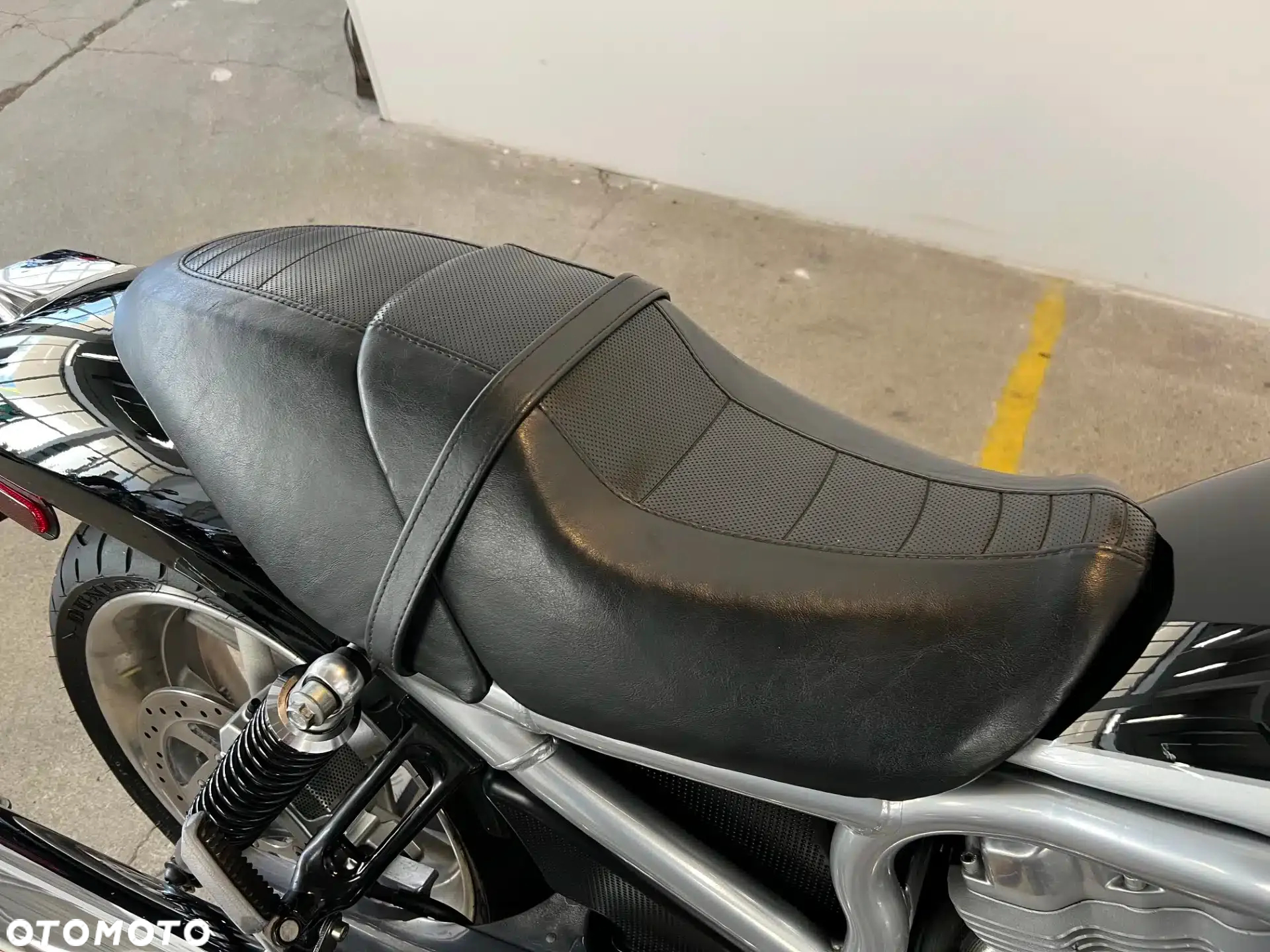 Harley-Davidson V-Rod Street Rod - 9