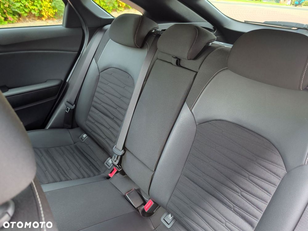 Kia ProCeed 1.5 T-GDI GT Line DCT - 17