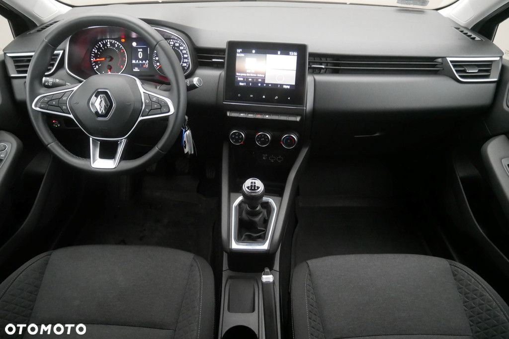 Renault Clio - 8