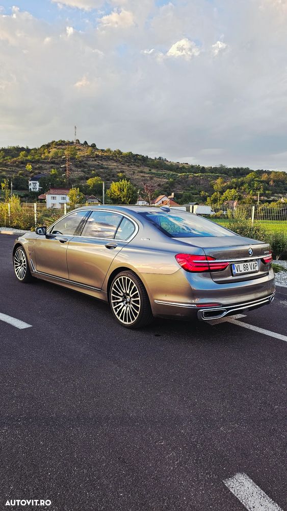 BMW Seria 7 740Le xDrive iPerformance - 8