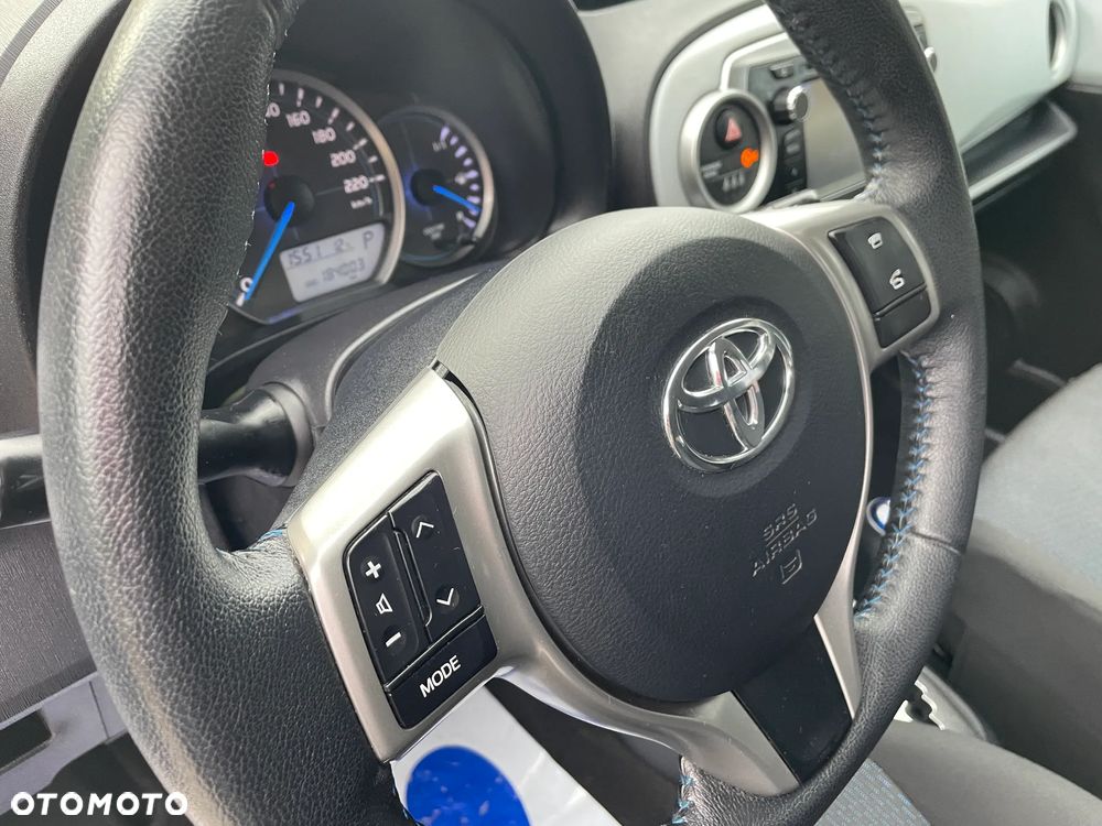 Toyota Yaris - 8