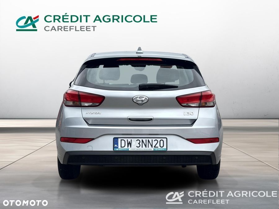 Hyundai i30 1.5 DPI Classic + - 5