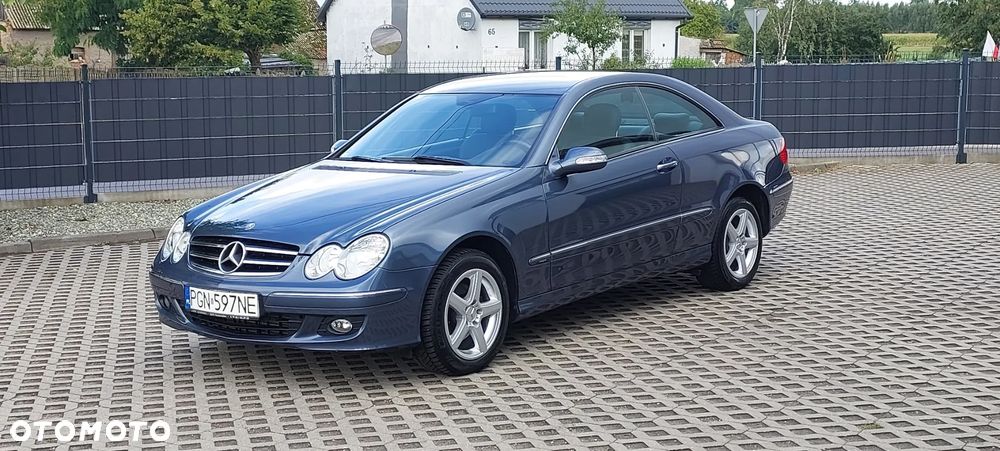 Mercedes-Benz CLK - 18