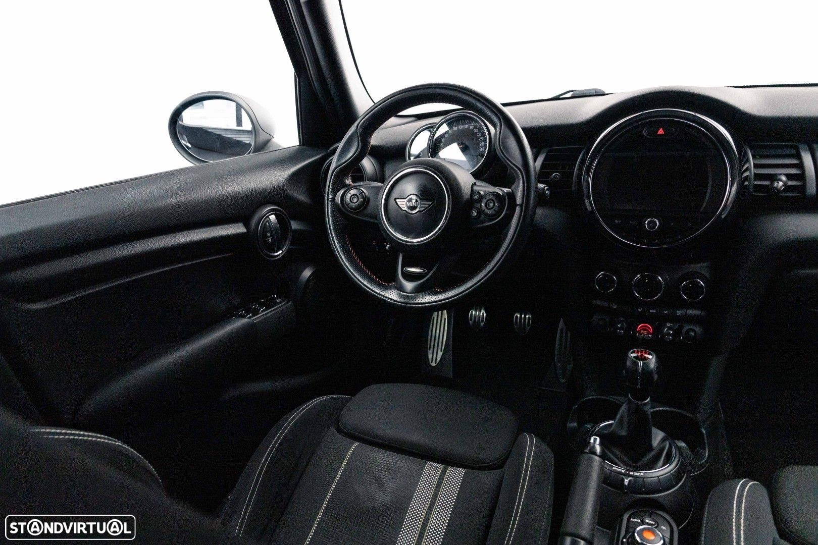 MINI 5 Portas One D - 7