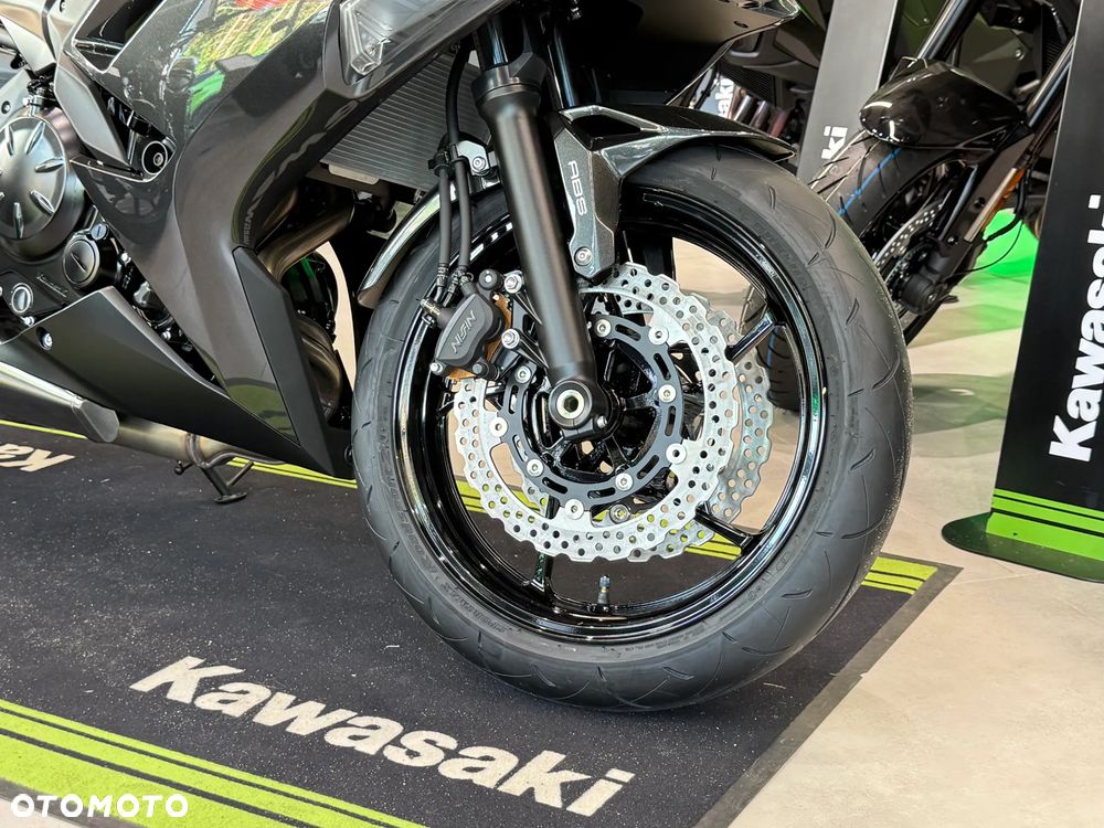 Kawasaki Ninja - 5