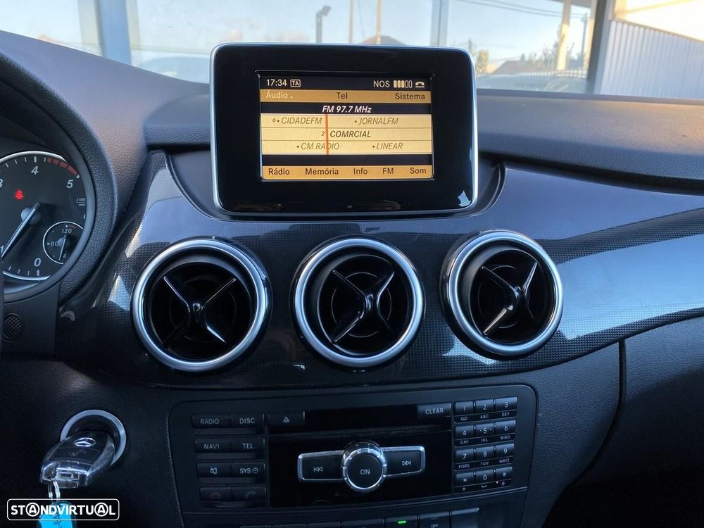 Mercedes-Benz B 180 CDI BlueEFFICIENCY - 11