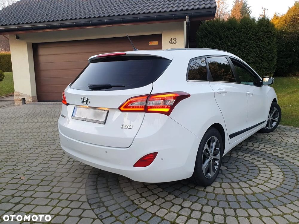 Hyundai i30 1.6 GDI BlueDrive Premium - 5